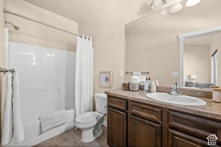 3688 W Periwinkle Dr, South Jordan, Utah 84095