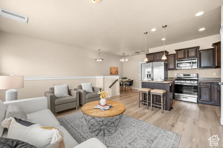 3688 W Periwinkle Dr, South Jordan, Utah 84095