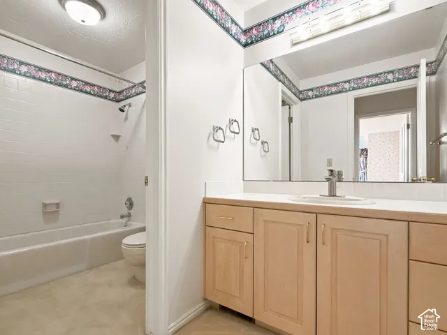 1773 Meadow Creek Lane, Ogden, Utah 84403