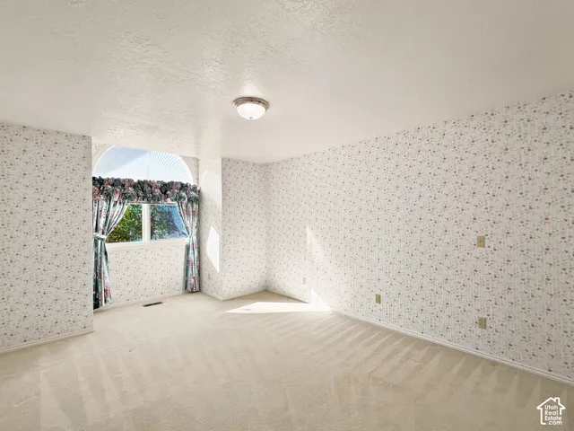 1773 Meadow Creek Lane, Ogden, Utah 84403