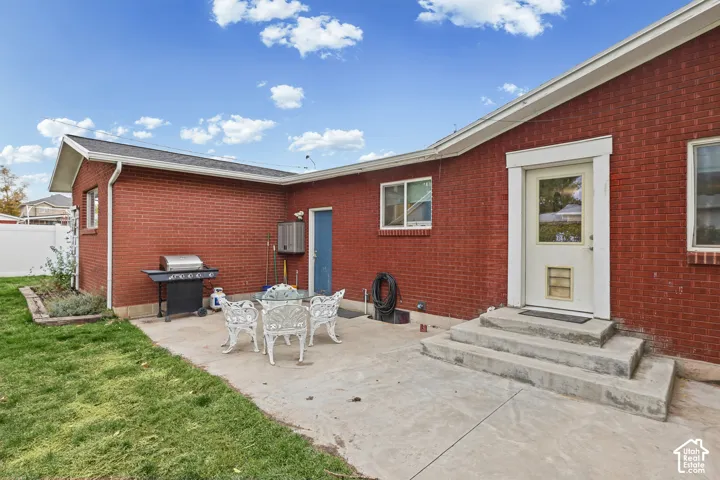 4868 S 300 W, Washington Terrace, Utah 84405