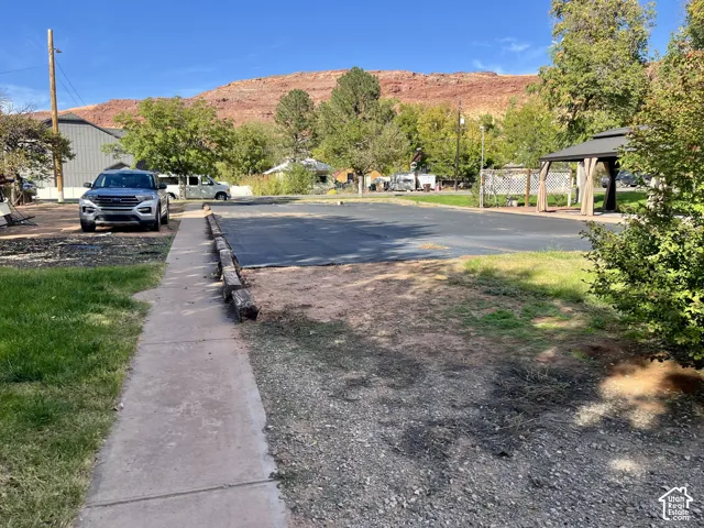 252 E 100 N, Moab, Utah 84532