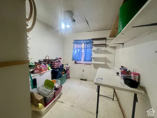 252 E 100 N, Moab, Utah 84532