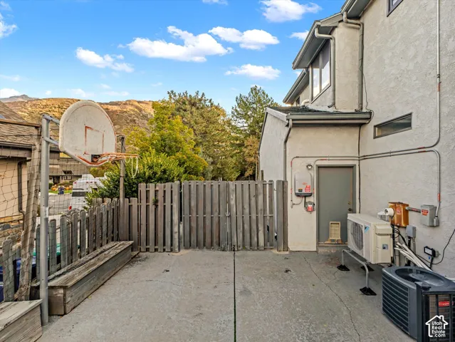 9712 S Quail Ridge Rd, Sandy, Utah 84092