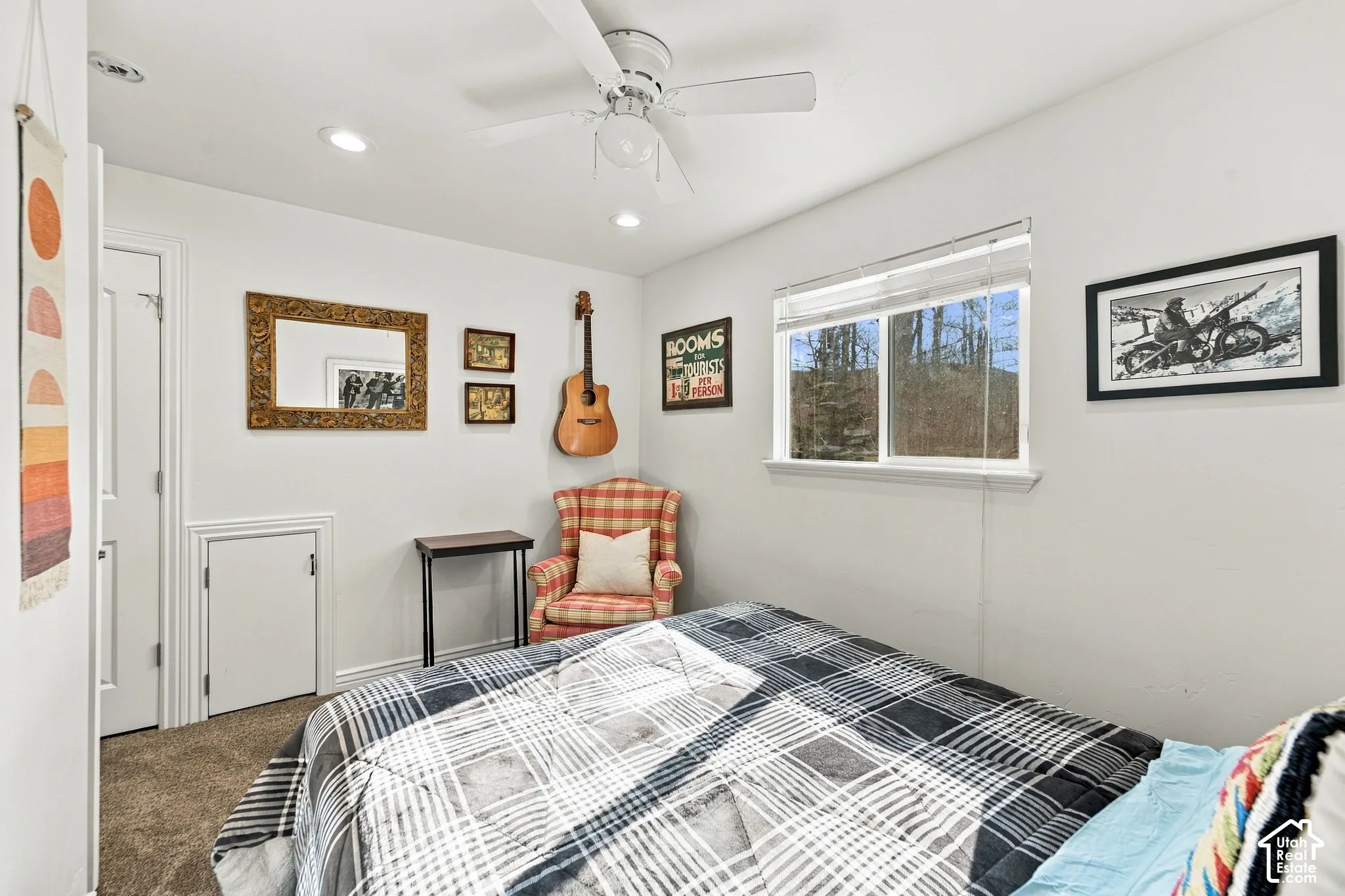 Room featuring neutral wall paint, recessed lighting, ceiling fan, wall-to-wall carpeting, and a window with horizontal blinds