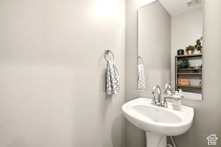 1/2 bath on main level