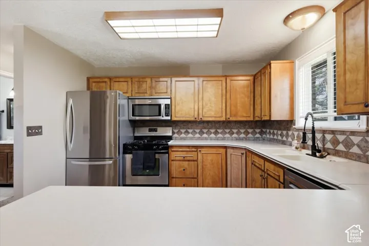 15 E 9000 St, Paradise, Utah 84328