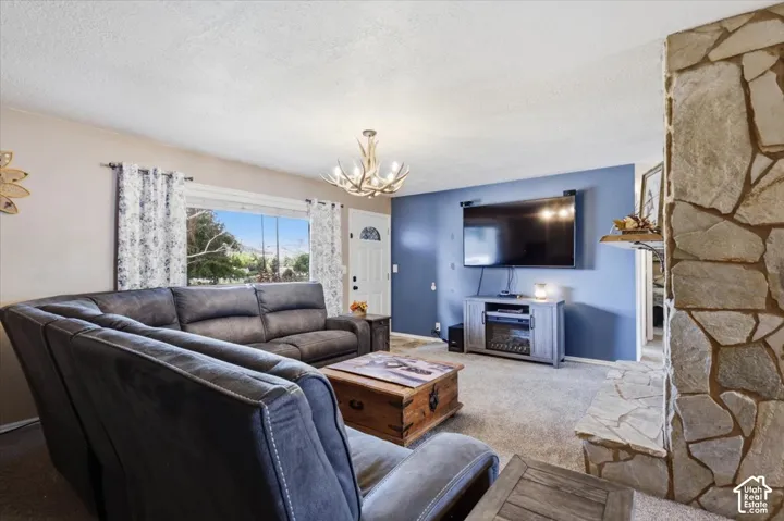 15 E 9000 St, Paradise, Utah 84328