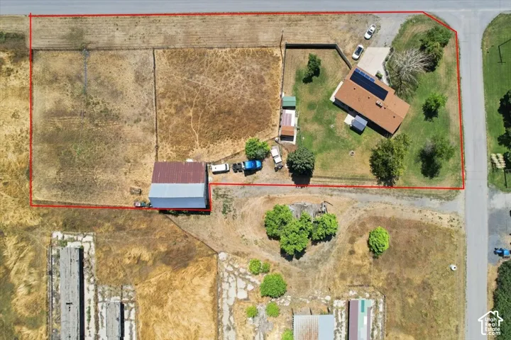 15 E 9000 St, Paradise, Utah 84328