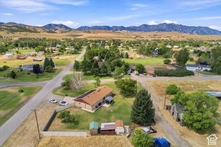 15 E 9000 St, Paradise, Utah 84328