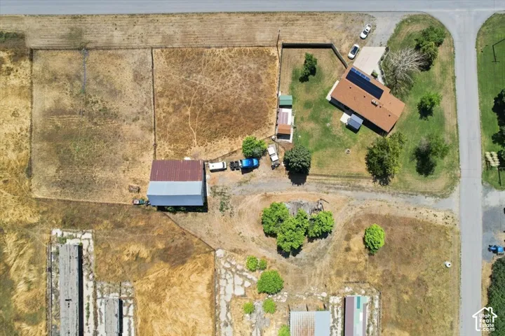 15 E 9000 St, Paradise, Utah 84328