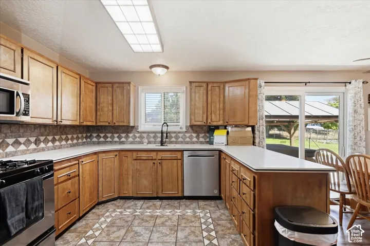 15 E 9000 St, Paradise, Utah 84328