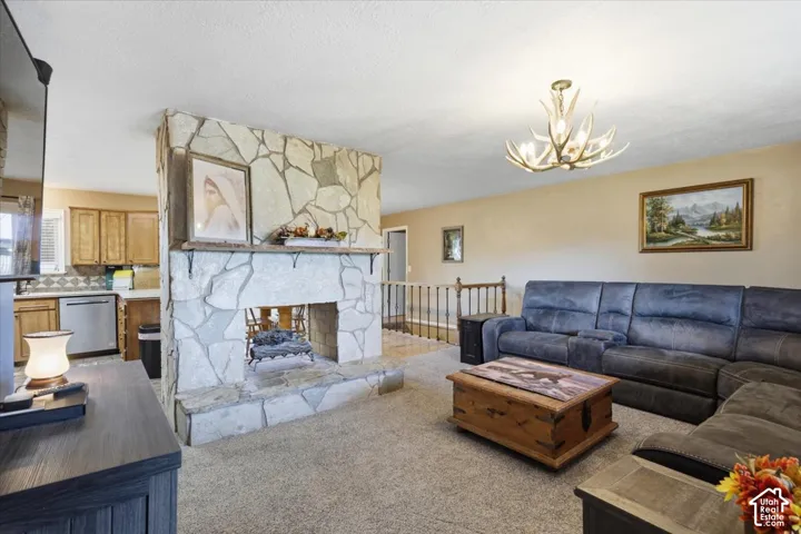 15 E 9000 St, Paradise, Utah 84328