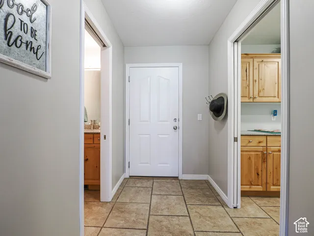 12105 S Willmar Circle, Riverton, Utah 84065
