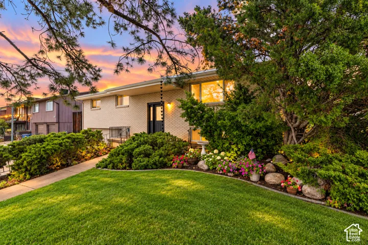 9565 S Indian Ridge Dr, Sandy, Utah 84092