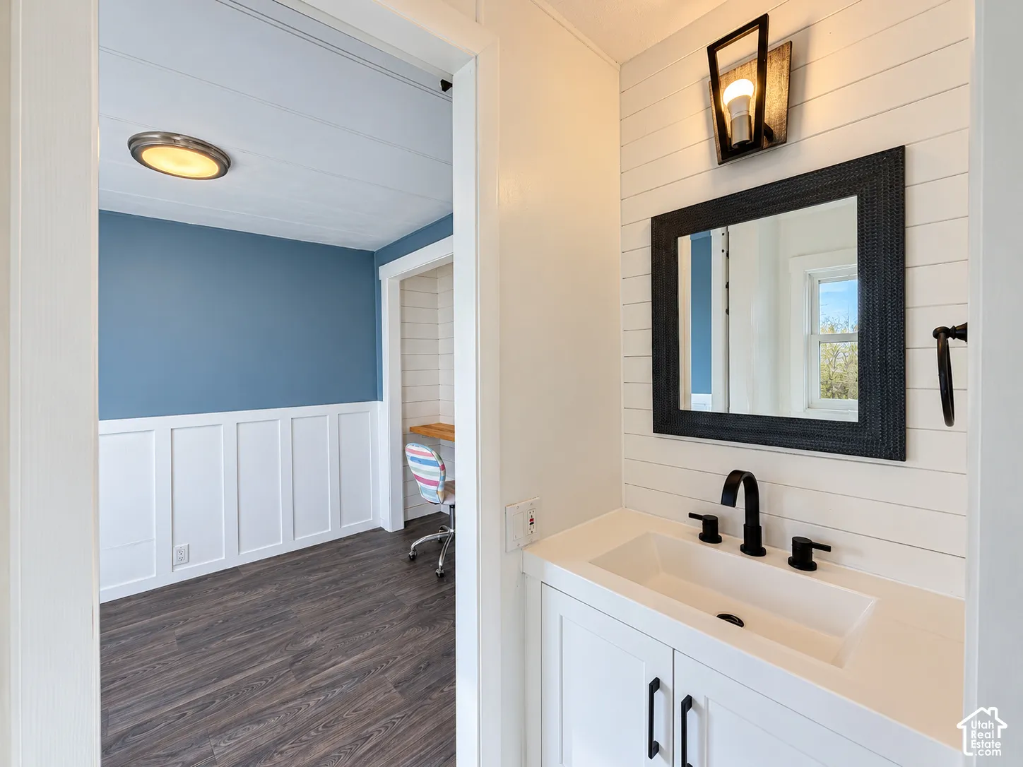 half bath in between bedroom 1 & 2