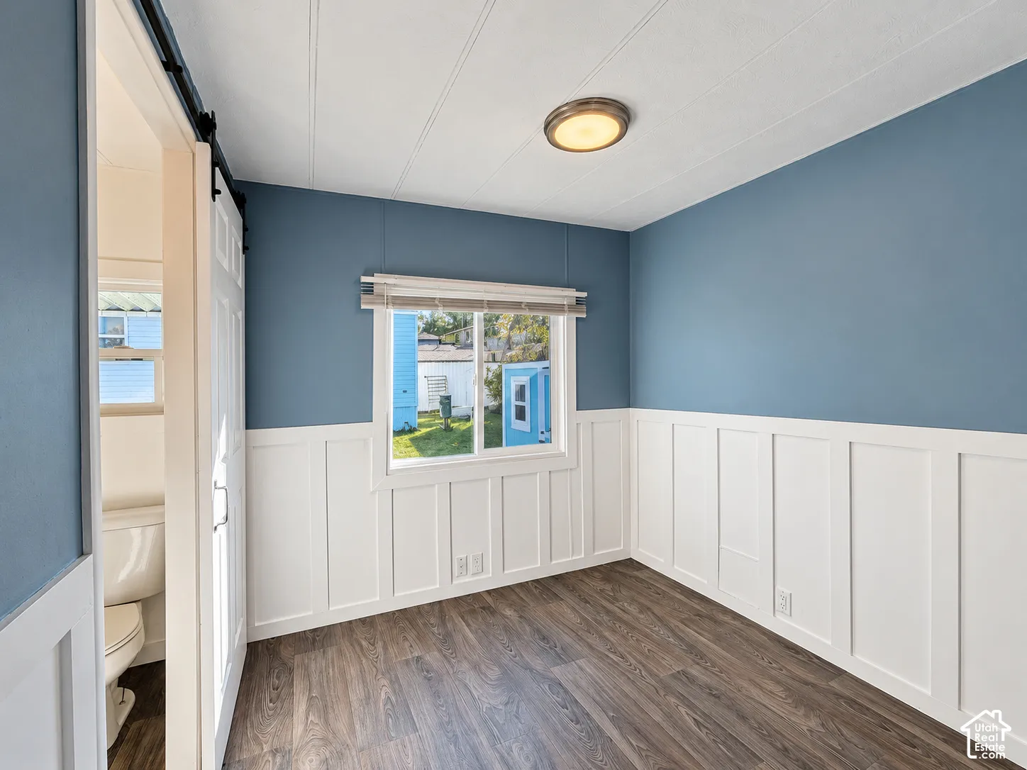 Bedroom 2 / office