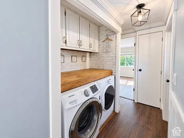 Laundry in hall is next too primary bedroom and fully bathroom