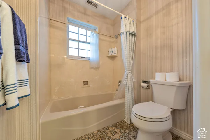 Full bathroom