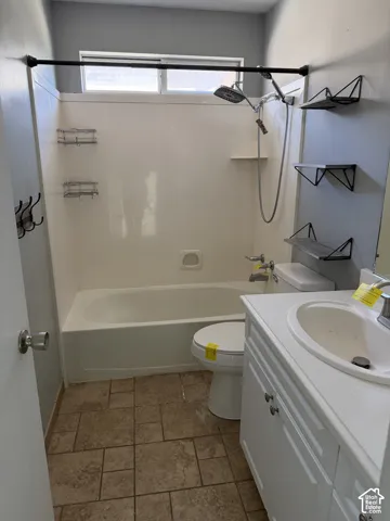 499 W 180 N, Clearfield, Utah 84015
