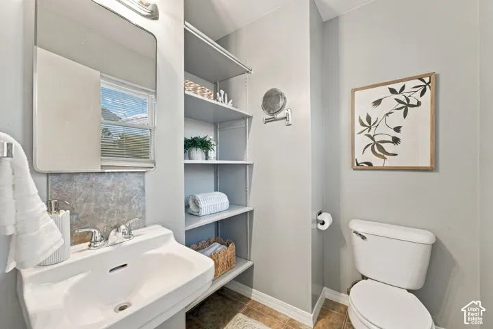 Primary bath - shower can easily be added