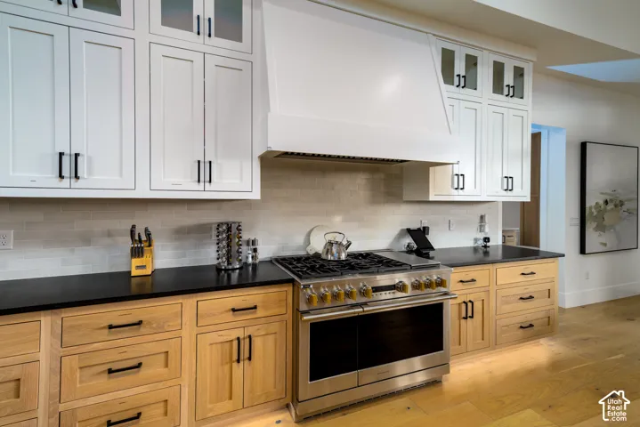 Monogram 48-inch gas range with griddle
