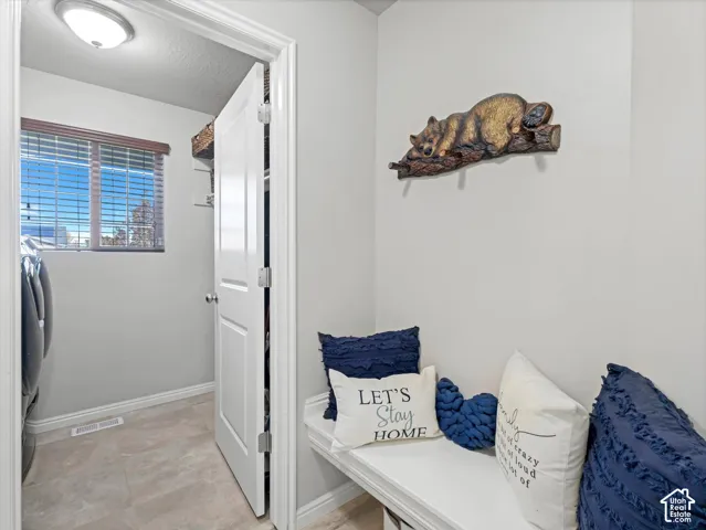 7097 W Jayson Bend Dr, West Jordan, Utah 84081