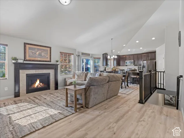7097 W Jayson Bend Dr, West Jordan, Utah 84081