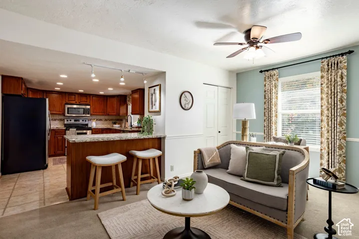 6425 S Tanner Ln, Murray, Utah 84121