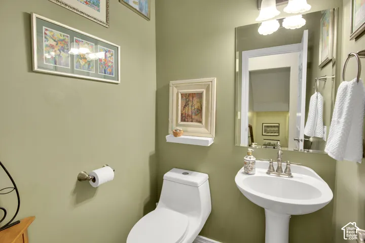 3976 N 1050 W, Pleasant View, Utah 84414