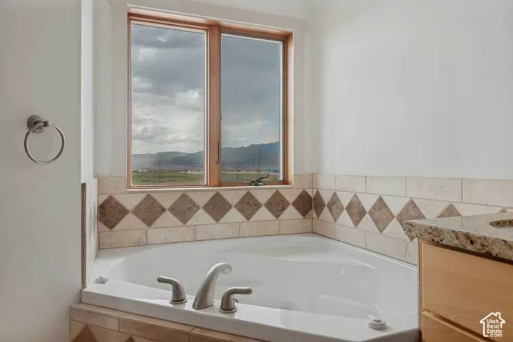 2568 N Lake Mountain Rd, Eagle Mountain, Utah 84005