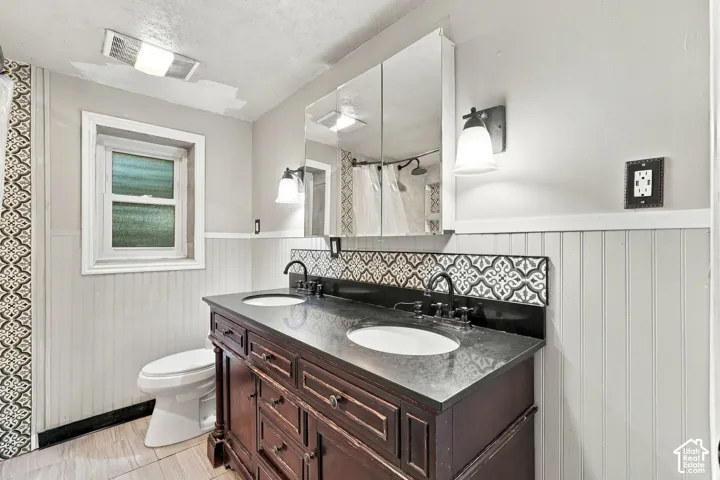 3887 Graymalkin Cir, South Jordan, Utah 84095