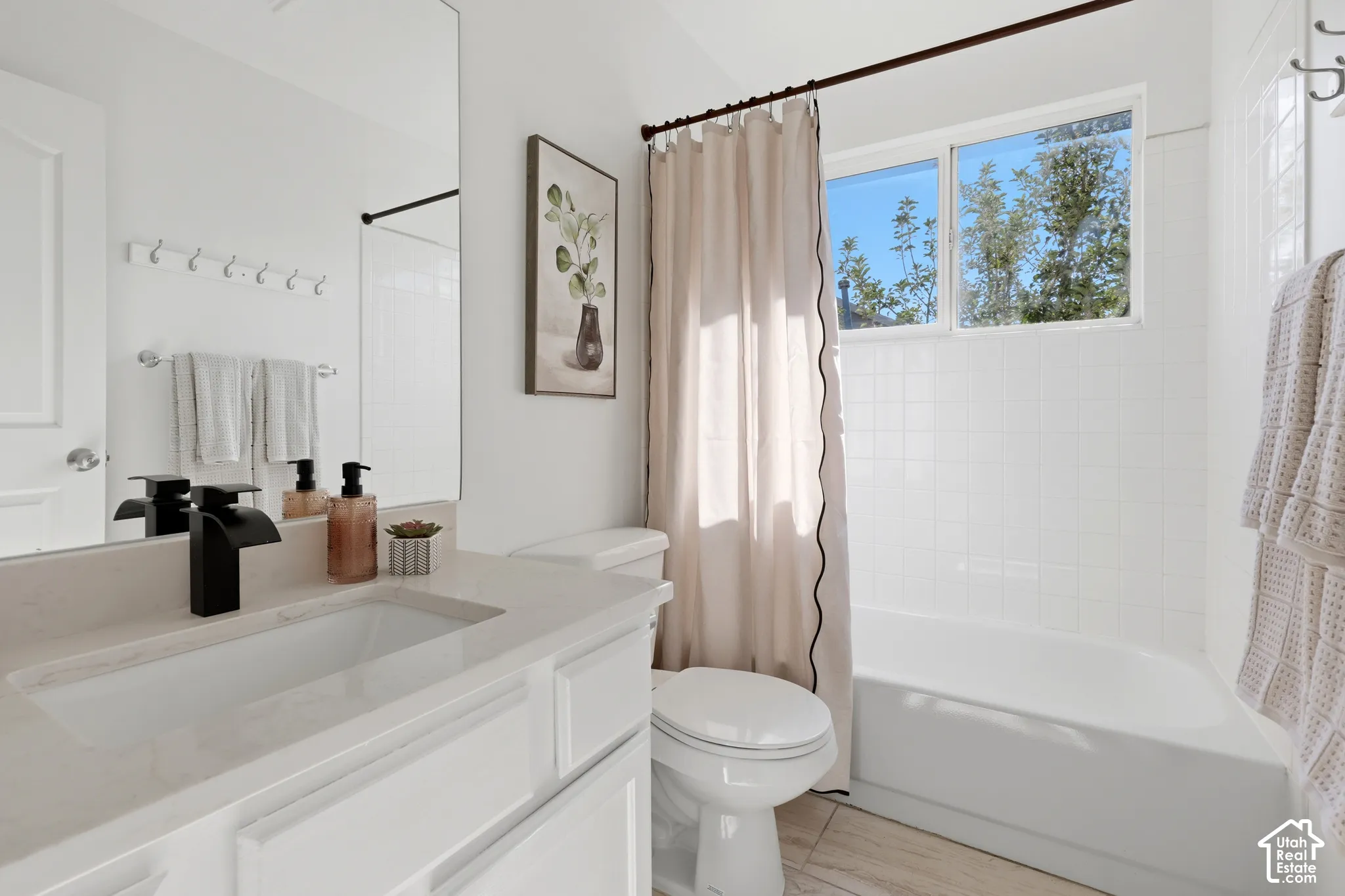 Upstairs hall bath, new quartz countertops, lighting