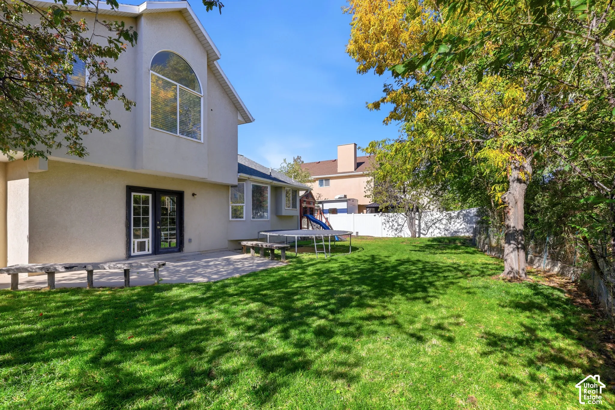 Good sized private yard
