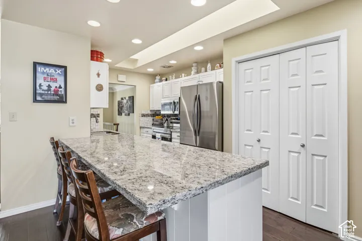 1513 E 5975 S, Holladay, Utah 84121
