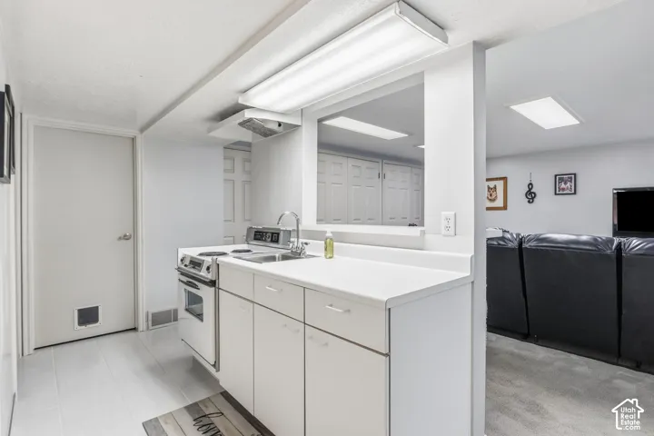 1513 E 5975 S, Holladay, Utah 84121