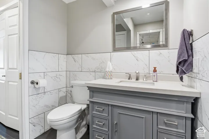 1513 E 5975 S, Holladay, Utah 84121