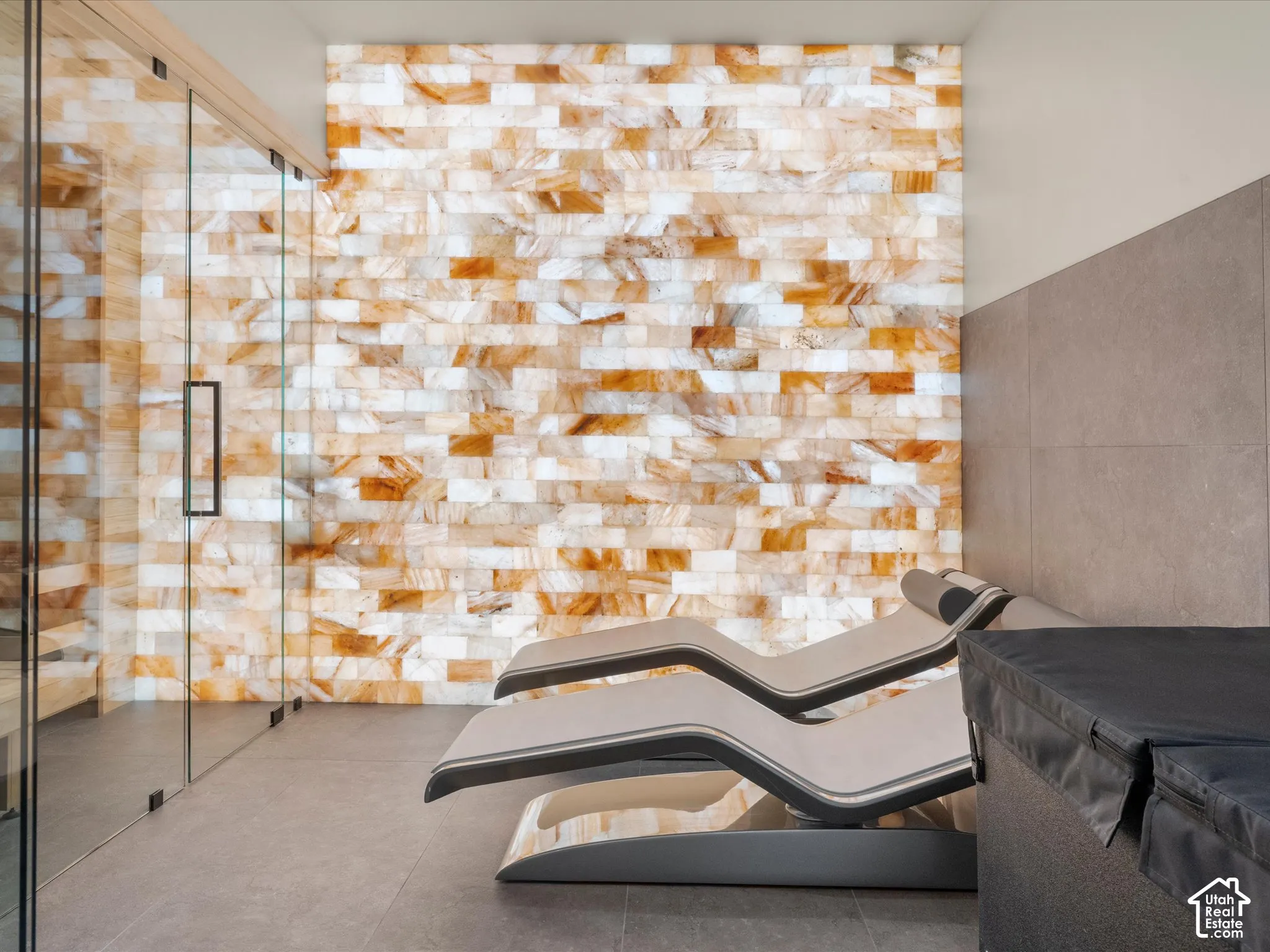 Illuminated Himalayan Salt wall