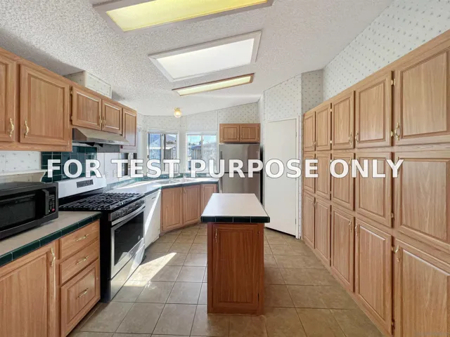 Demo/Test Data 450 E Bradley Ave #127 Unit 127, El Cajon, CA 92021