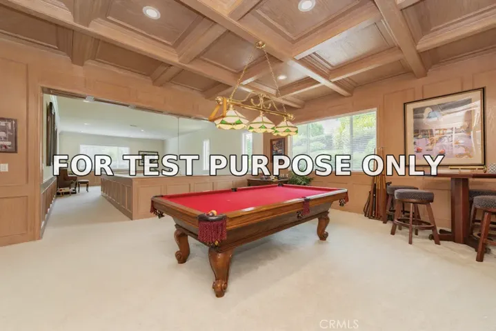 Virtual photos using AI to show different carpet color