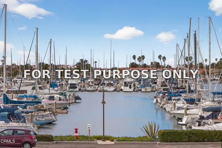 7-web-or-mls-UpmarketMedia_2901P-004