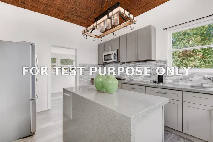 Demo/Test Data 870 D Avenue, Coronado, CA 92118