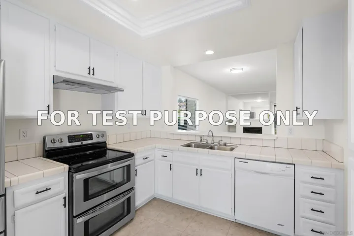 Demo/Test Data 944 Lupine Hills Dr Unit 111, Vista, CA 92081