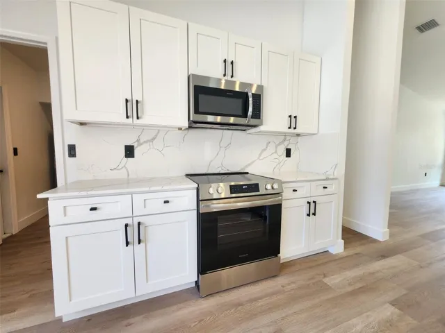 1032 Concert Ave, Spring Hill, FL 34609