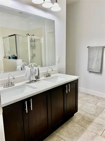 2301 Avellino Ave, St Cloud, FL 34771