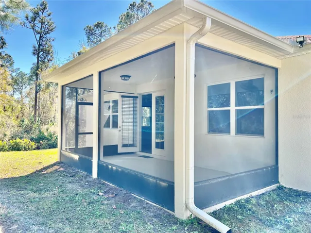 2301 Avellino Ave, St Cloud, FL 34771