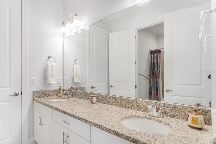 10751 Royal Cypress Way, Orlando, FL 32836