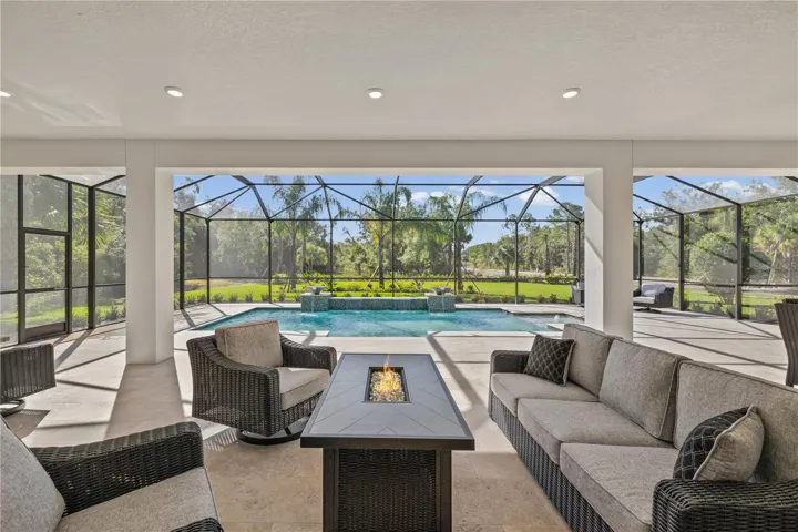 728 Estates Blvd, Tarpon Springs, FL 34688