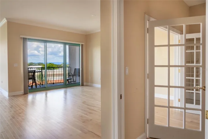 288 Beach Dr Ne #4b, St Petersburg, FL 33701