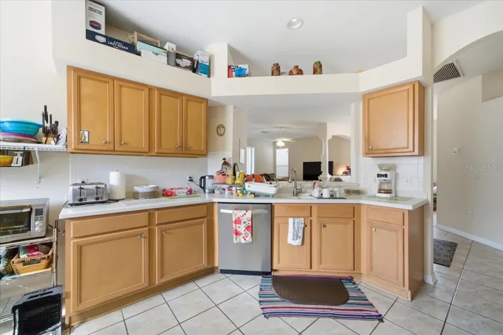 18425 Cypress Bay Pkwy, Land O Lakes, FL 34638
